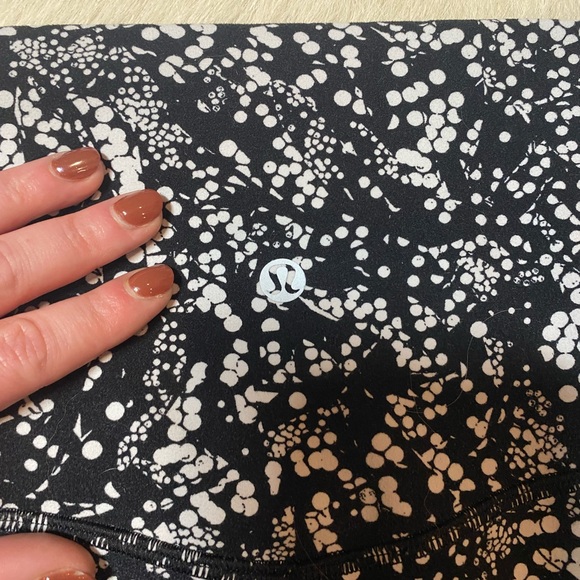 Lululemon Align Crop black and white speckled pattern leggings - Picture 8 of 8